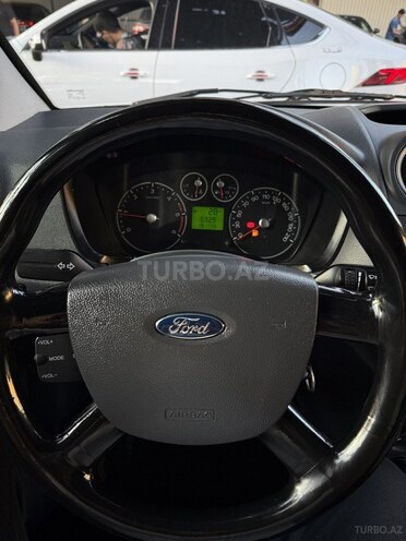Ford Tourneo Connect 2011, 192,000 km - 1.8 l - Bakı