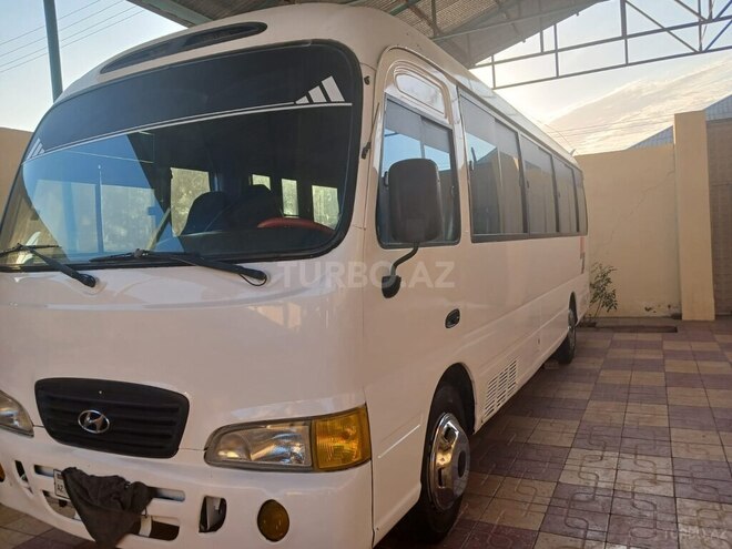 Hyundai County 2008, 640,000 km - 3.9 l - Gəncə