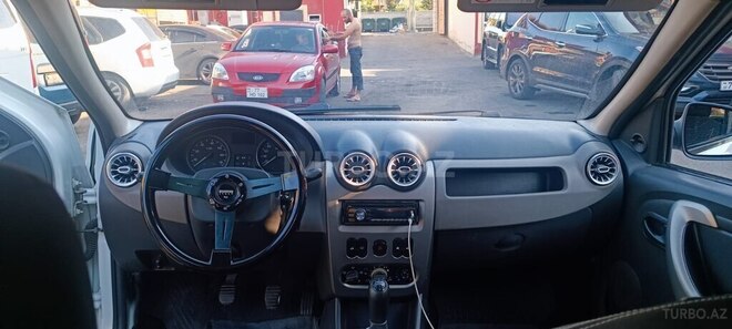 Renault Logan 2011, 350,000 km - 1.4 l - Bakı