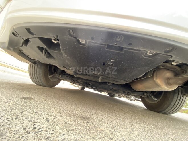 Toyota Prius 2013, 390,000 km - 1.8 л - Bakı