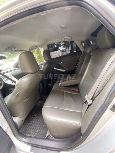 Toyota Prius 2013, 390,000 km - 1.8 л - Bakı