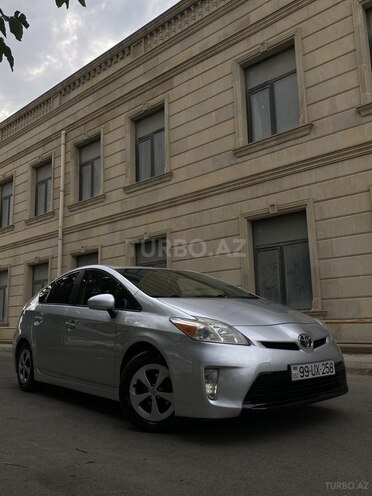 Toyota Prius 2013, 390,000 km - 1.8 л - Bakı