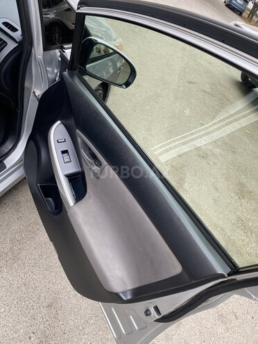 Toyota Prius 2013, 390,000 km - 1.8 л - Bakı