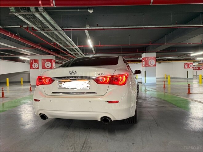 Infiniti Q50 2014, 179,000 km - 2.1 л - Bakı