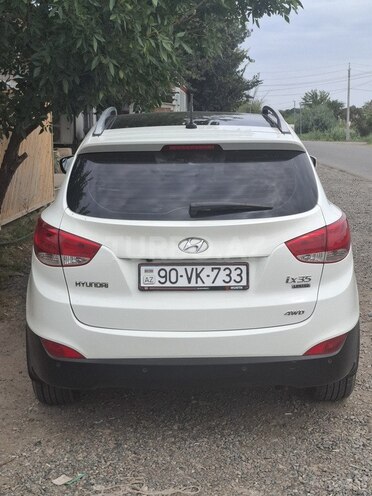 Hyundai ix35 2011, 231,200 km - 2.4 л - Saatlı