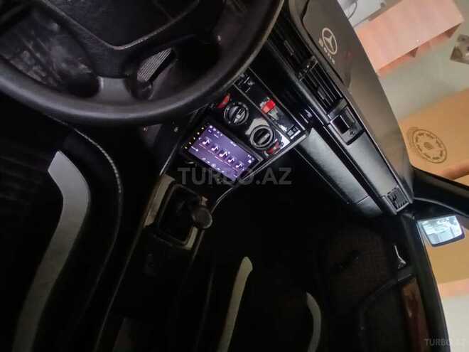 Mercedes E 200 1993, 650,000 km - 2.0 l - Beyləqan