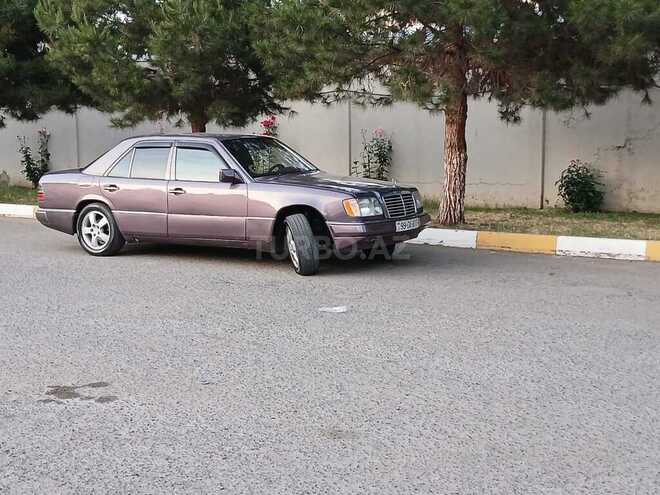 Mercedes E 200 1993, 650,000 km - 2.0 l - Beyləqan