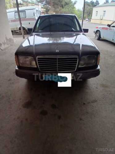 Mercedes E 200 1993, 650,000 km - 2.0 l - Beyləqan