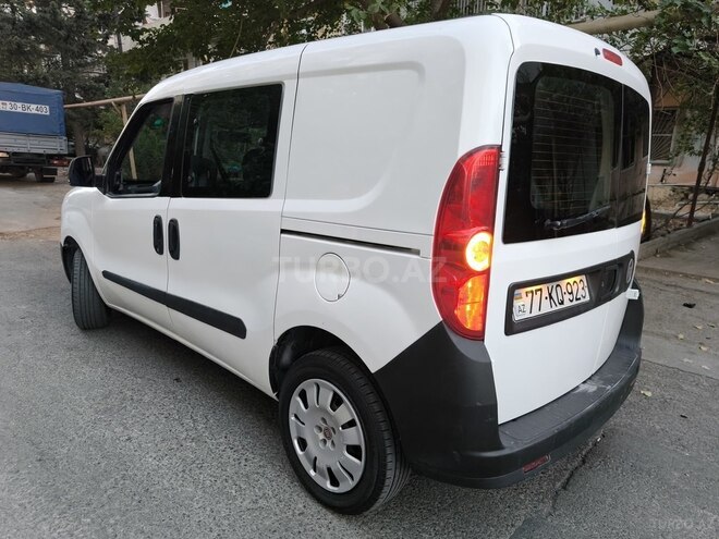Fiat Doblo 2014, 254,000 km - 1.4 l - Bakı