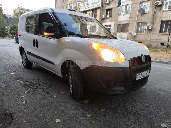 Fiat Doblo 2014, 254,000 km - 1.4 l - Bakı