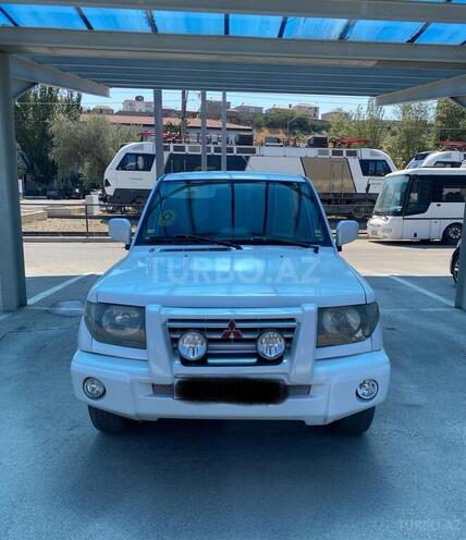 Mitsubishi Pajero io 2000, 327,000 km - 1.8 l - Bakı