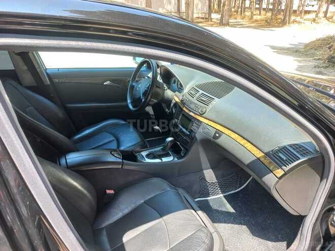 Mercedes E 320 2004, 306,000 km - 3.2 л - Bakı