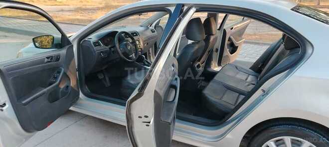 Volkswagen Passat 2011, 137,188 km - 2.5 l - Sumqayıt
