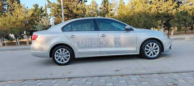 Volkswagen Passat 2011, 137,188 km - 2.5 l - Sumqayıt