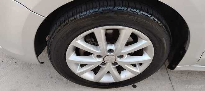 Volkswagen Passat 2011, 137,188 km - 2.5 l - Sumqayıt