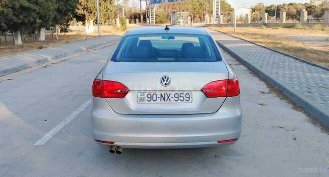 Volkswagen Passat 2011, 137,188 km - 2.5 l - Sumqayıt