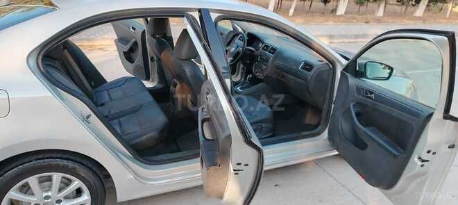 Volkswagen Passat 2011, 137,188 km - 2.5 l - Sumqayıt
