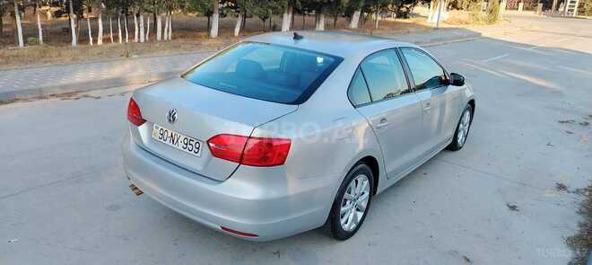 Volkswagen Passat 2011, 137,188 km - 2.5 l - Sumqayıt