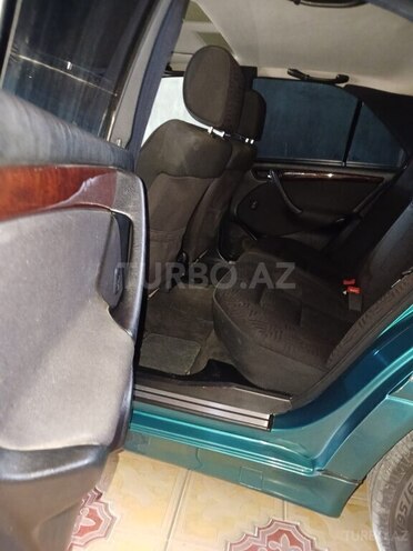 Mercedes C 180 1999, 199,500 km - 1.8 l - Gəncə