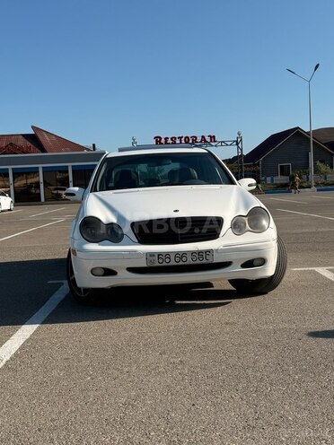 Mercedes C 240 2001, 27,500 km - 2.6 l - Sumqayıt