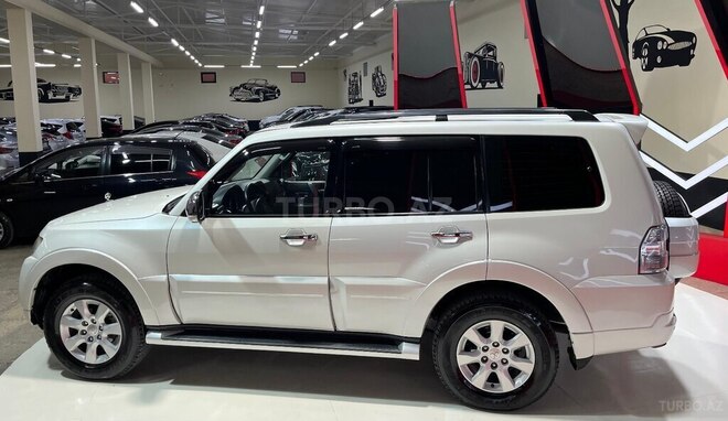 Mitsubishi Pajero 2008, 244,444 km - 3.0 l - Sumqayıt