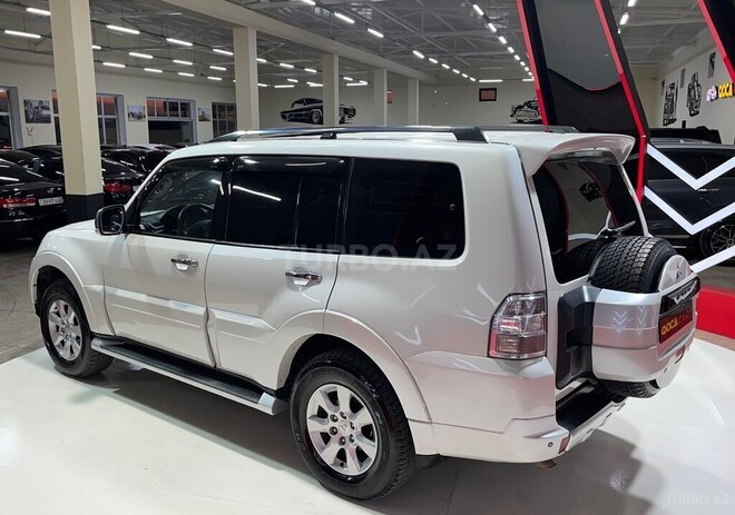 Mitsubishi Pajero 2008, 244,444 km - 3.0 l - Sumqayıt