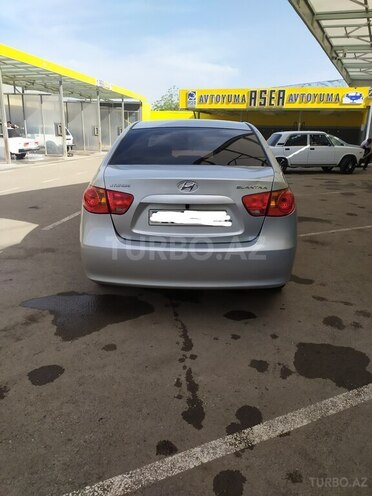 Hyundai Elantra 2009, 298,000 km - 1.6 л - Gəncə