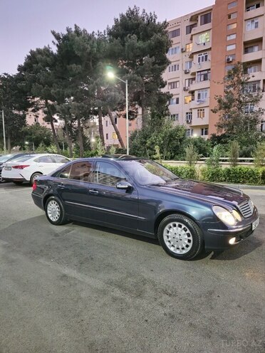Mercedes E 240 2002, 220,000 km - 2.6 l - Bakı