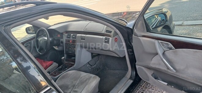 Mercedes E 200 1999, 234,123 km - 2.0 l - Bakı