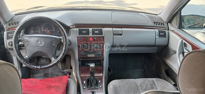 Mercedes E 200 1999, 234,123 km - 2.0 l - Bakı