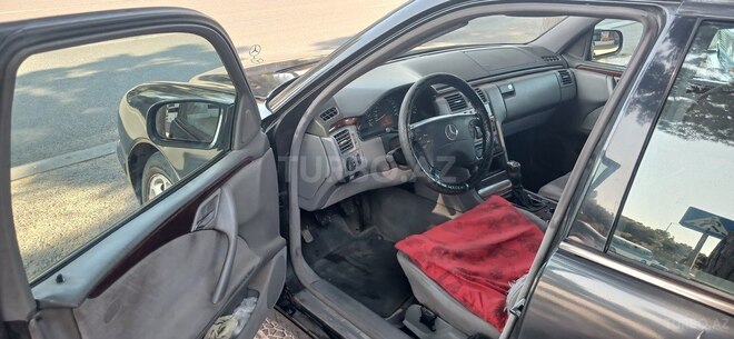 Mercedes E 200 1999, 234,123 km - 2.0 l - Bakı