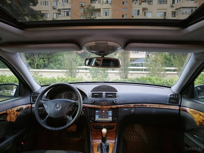 Mercedes E 240 2002, 220,000 km - 2.6 l - Bakı