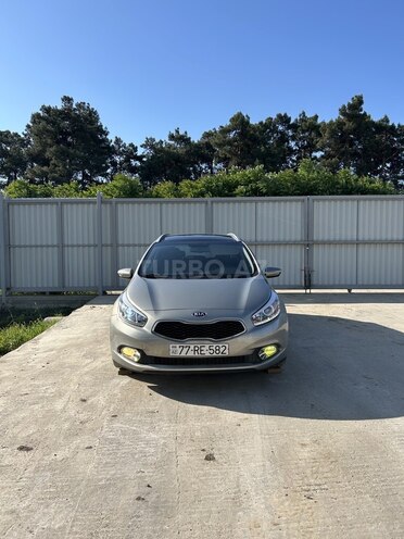 Kia  2014, 207,000 km - 1.6 l - Bakı
