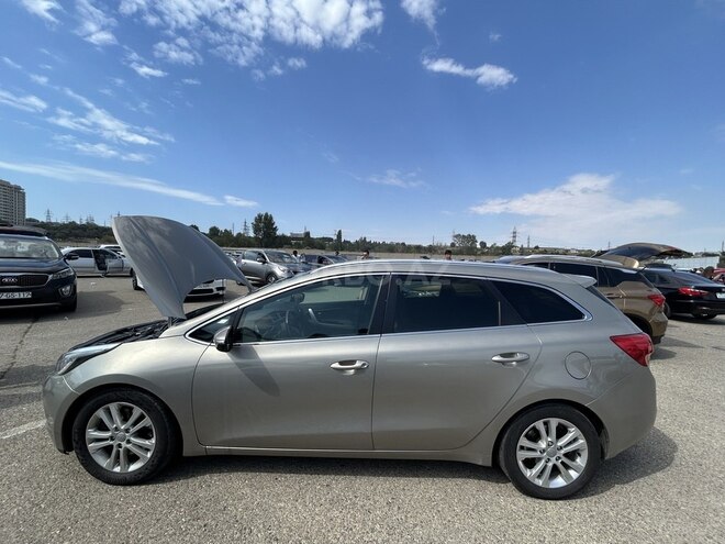 Kia  2014, 207,000 km - 1.6 l - Bakı