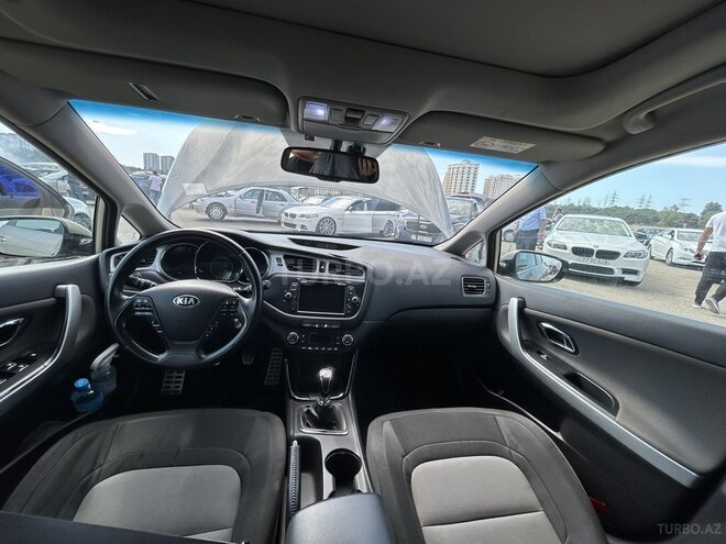Kia  2014, 207,000 km - 1.6 l - Bakı