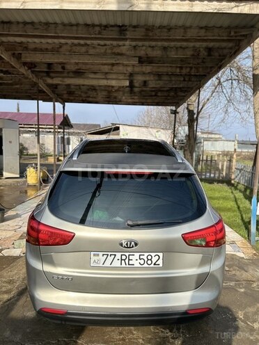 Kia  2014, 207,000 km - 1.6 l - Bakı