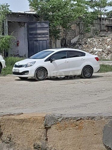 Kia Rio 2013, 228,000 km - 1.4 l - Bakı