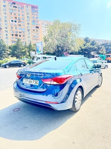 Hyundai Elantra 2015, 68,000 km - 1.8 л - Bakı