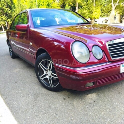 Mercedes E 240 1998, 470,000 km - 2.4 l - Mingəçevir