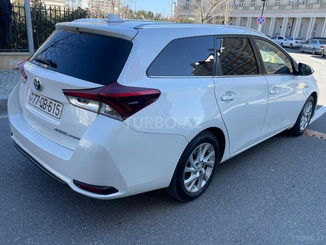 Toyota Auris 2015, 193,000 km - 1.8 l - Bakı