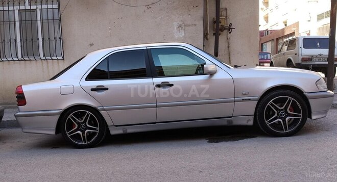 Mercedes C 240 1999, 331,000 km - 2.6 l - Bakı