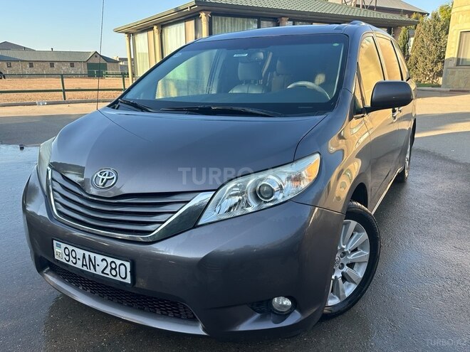 Toyota Sienna 2014, 126,000 km - 3.5 l - Bakı