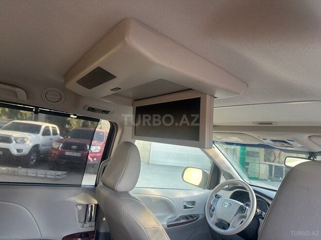 Toyota Sienna 2014, 126,000 km - 3.5 l - Bakı