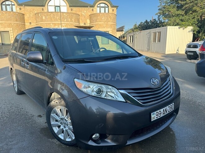 Toyota Sienna 2014, 126,000 km - 3.5 l - Bakı