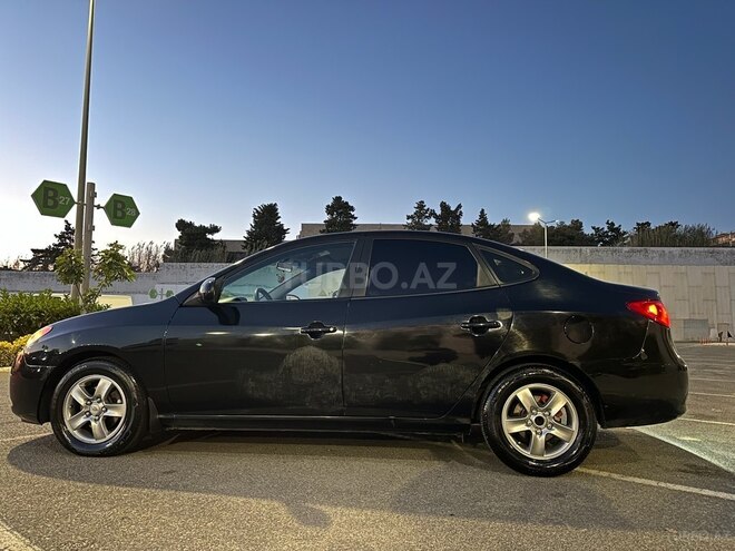 Hyundai Elantra 2009, 281,635 km - 2.0 l - Bakı