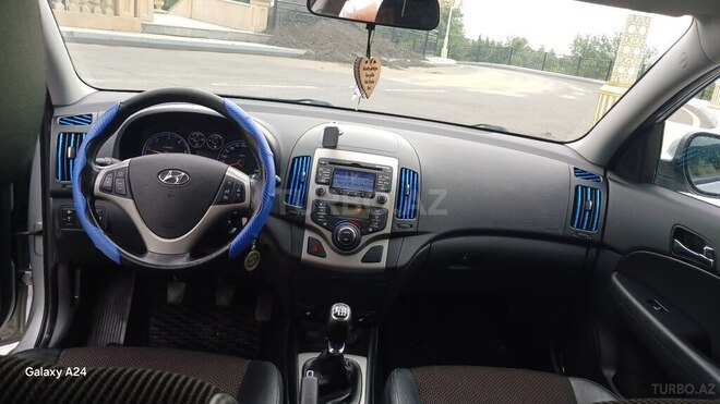Hyundai i30 2011, 177,669 km - 1.6 л - Qəbələ