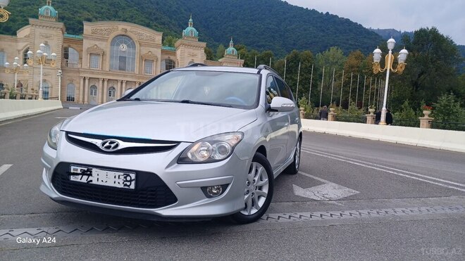 Hyundai i30 2011, 177,669 km - 1.6 л - Qəbələ
