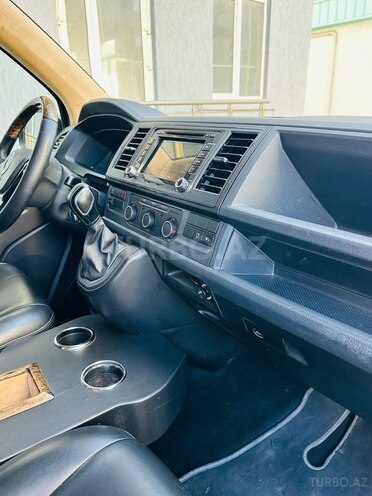 Volkswagen Transporter 2018, 67,000 km - 2.0 л - Bakı