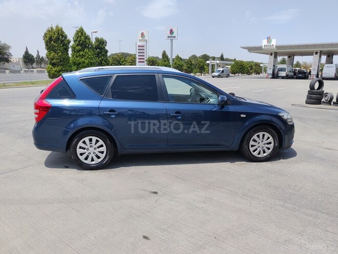 Kia  2010, 250,000 km - 1.6 l - Bakı