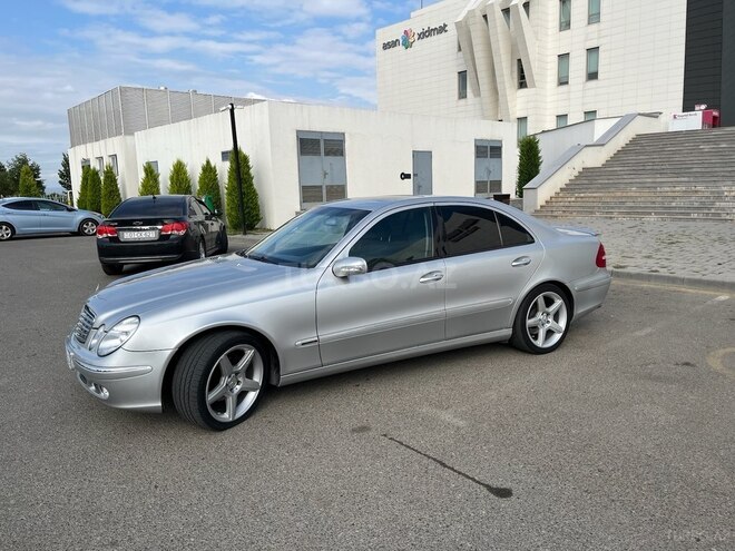 Mercedes E 240 2002, 112,000 km - 2.6 l - Tovuz